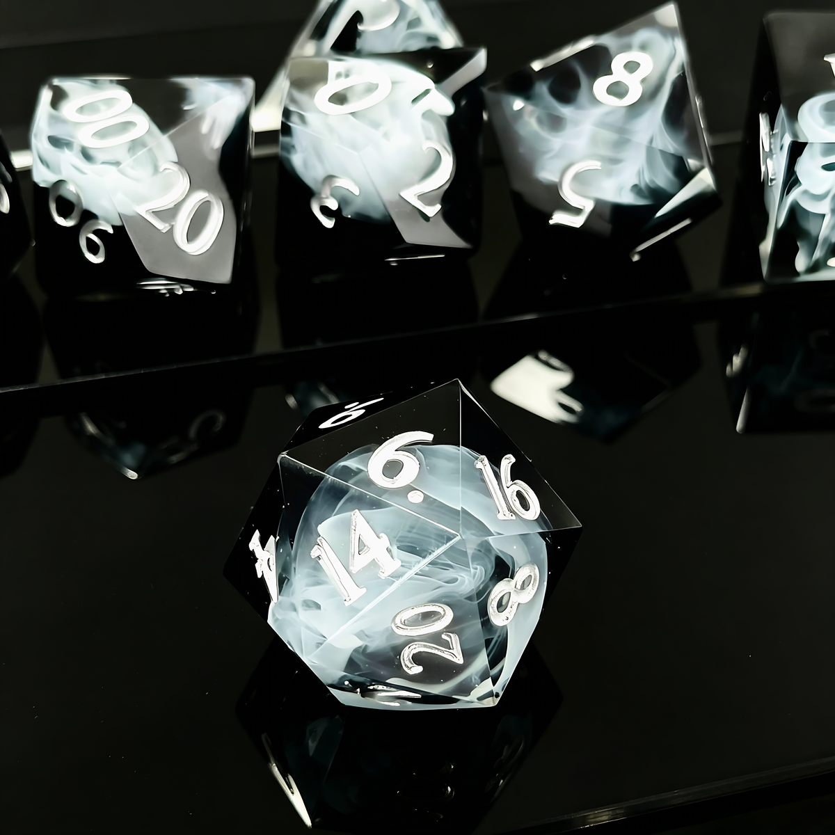 Mysteriöser Schleier – Klares Sehen D&D Würfelset